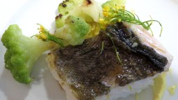 Recepta de cuina de Bacallà a la planxa amb bròquil i maionesa al curri